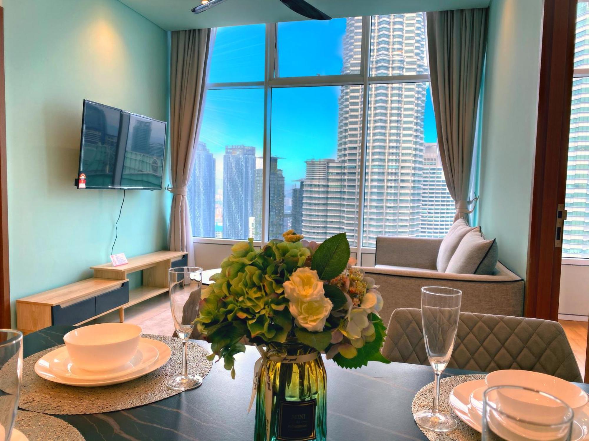 Sky Suites Klcc By Home Stay Kuala Lumpur Buitenkant foto